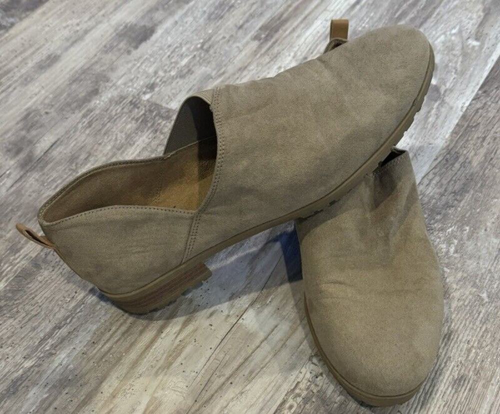 Dr. Scholl's Women Retrograde Slip On Shoes Size 9.5M Taupe Slip On